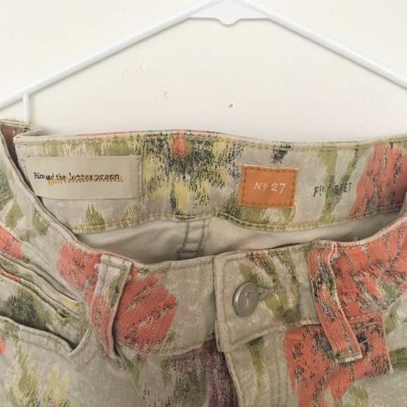 Anthropologie Jeans Mid-Rise Floral Pattern - Picture 2 of 3